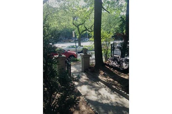 Rented by Barbara Puccia Realty LLC | media 7