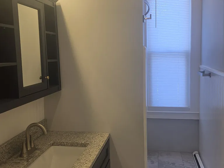 105 W Main St #2 — Photo 9