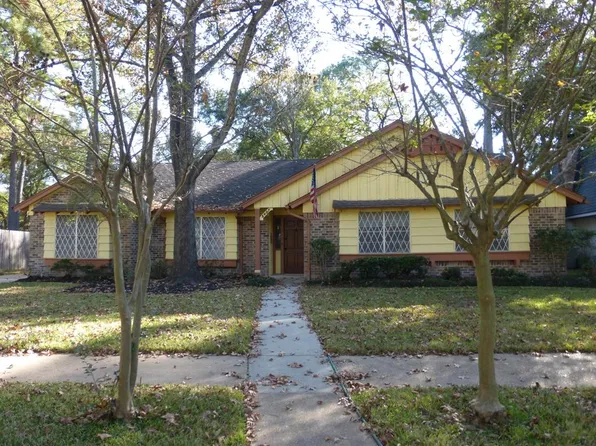 5907 Darkwood Dr, Houston, TX 77088