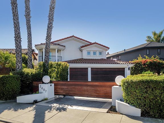 2nd image of 2607 Seahorse Ave