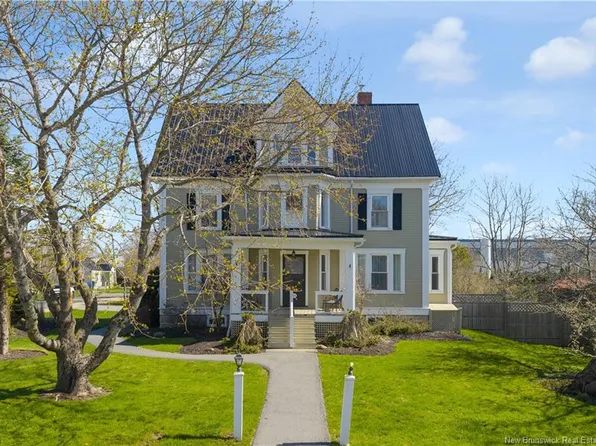 364 Montague St, Saint Andrews, NB E5B 1J8