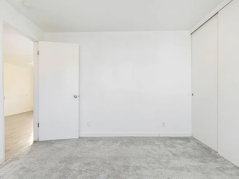 Pacific Place Apartments — Photo 57