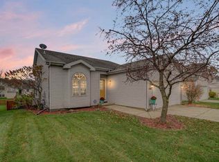 5305 Bauer Dr, Madison, WI 53718