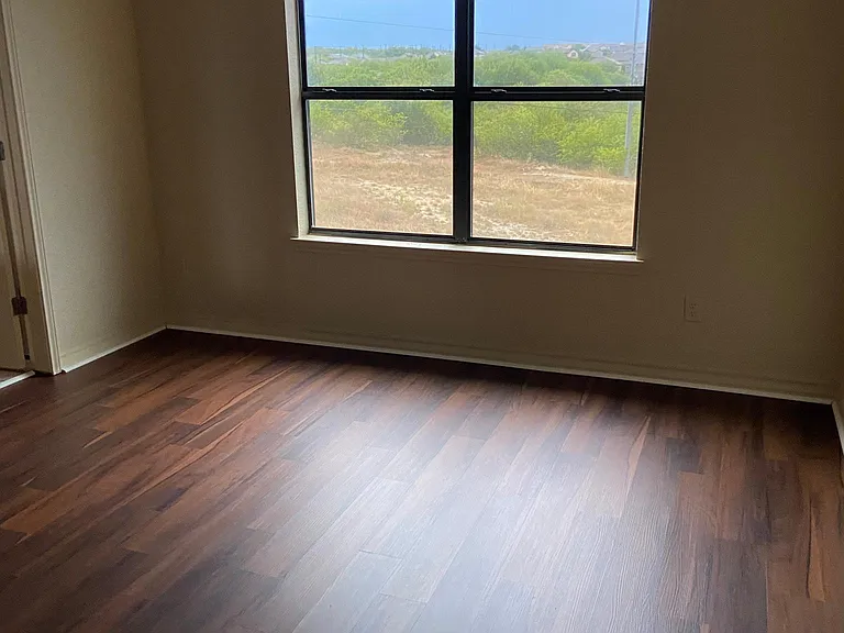 1459 Frio Run — Photo 12
