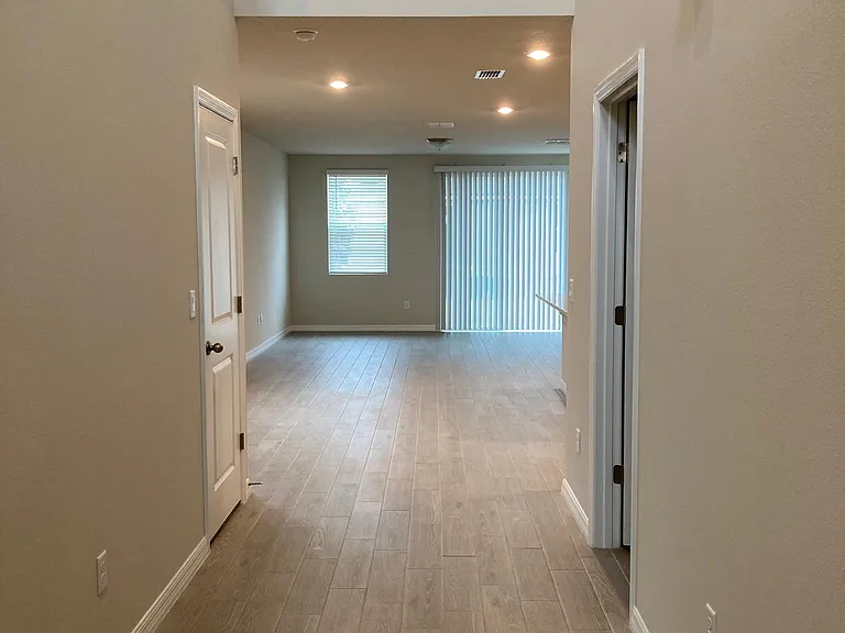 3182 Fresno Pl — Photo 3