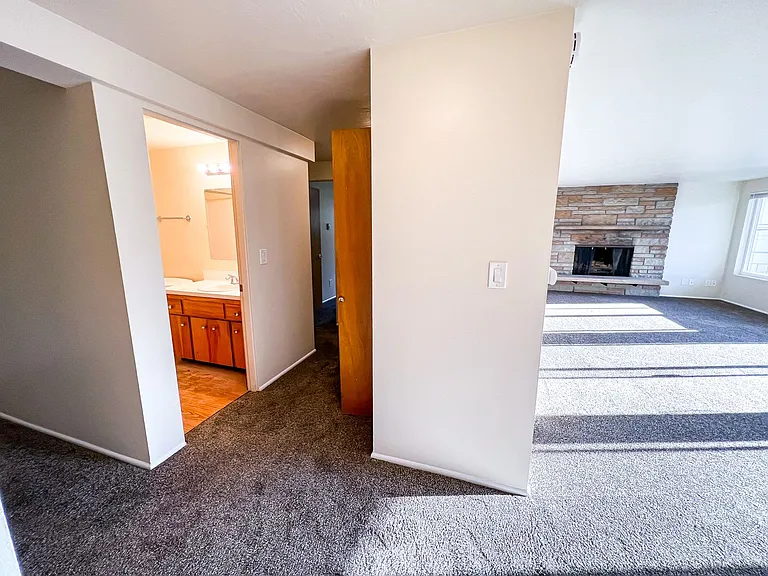 IRO Apartments — Photo 47