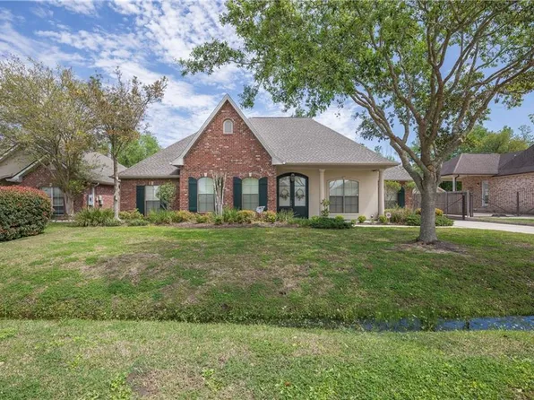 304 Riverwood Dr, Saint Rose, LA 70087