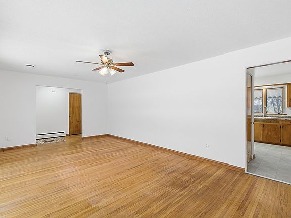 5th image of 1346 Bella Vista Dr