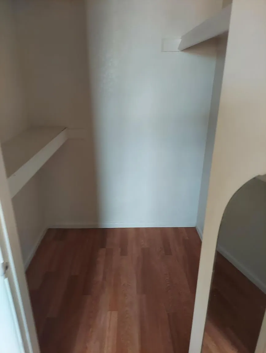 1 bed, 700 sqft, $1,100 — Photo 2