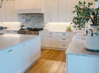 415 10th Ave W, Kirkland, WA 98033
