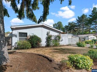 2046 Greentree Dr NE, Salem, OR