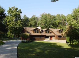 635 Topside Rd, Sevierville, TN 37862