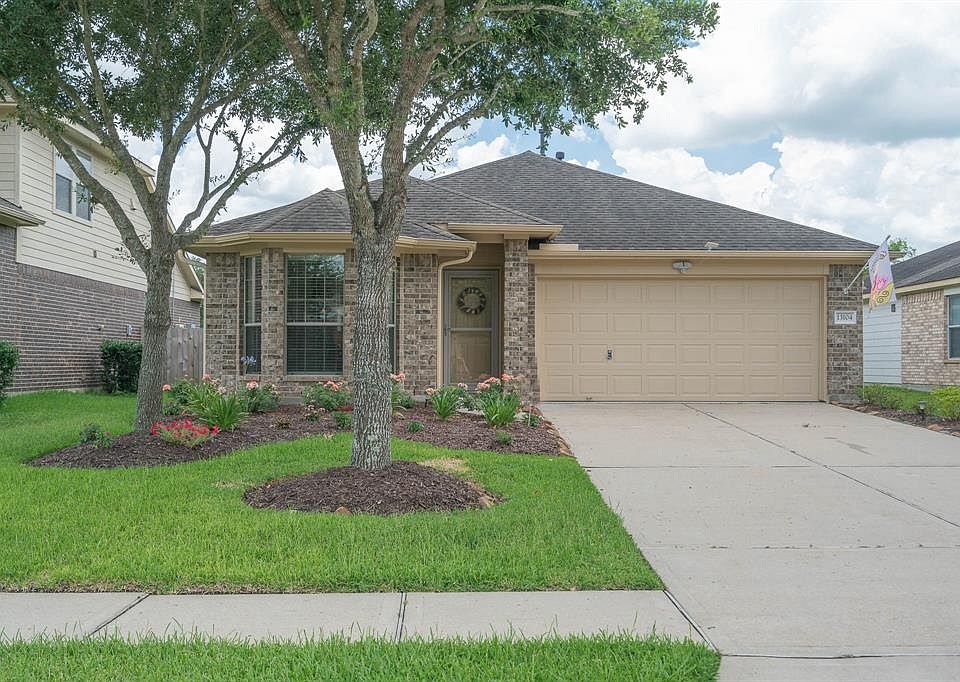 1st image of 13104 Trail Manor Dr