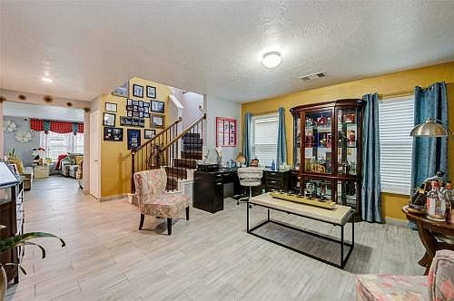 3rd image of 14635 Cypress Creek Landing Dr