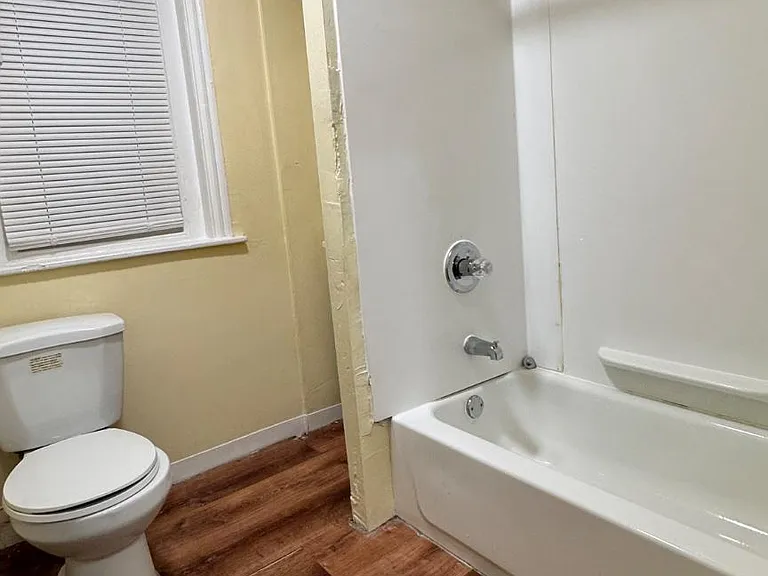 1121 N 41st St #3 — Photo 12