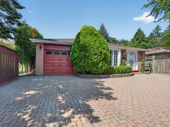 16 Earswick Dr, Toronto, ON M1E 1C6