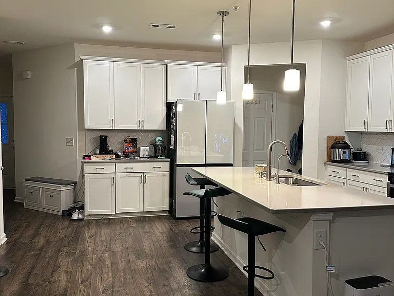 1260 Grenshaw Dr — Photo 4