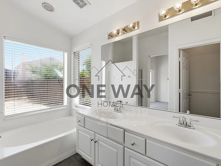4622 E Summerhaven Dr — Photo 32