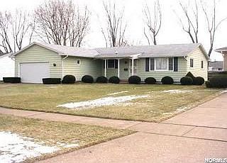 2nd image of 2009 W 36th St