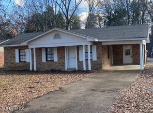 2884 Wren St, Hernando, MS 38632