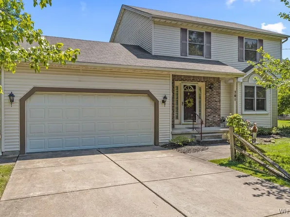 701 Walker Dr, Lewiston, NY 14092