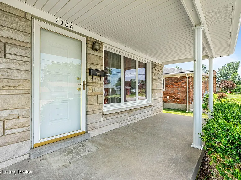 7506 Pimlico Dr — Photo 4