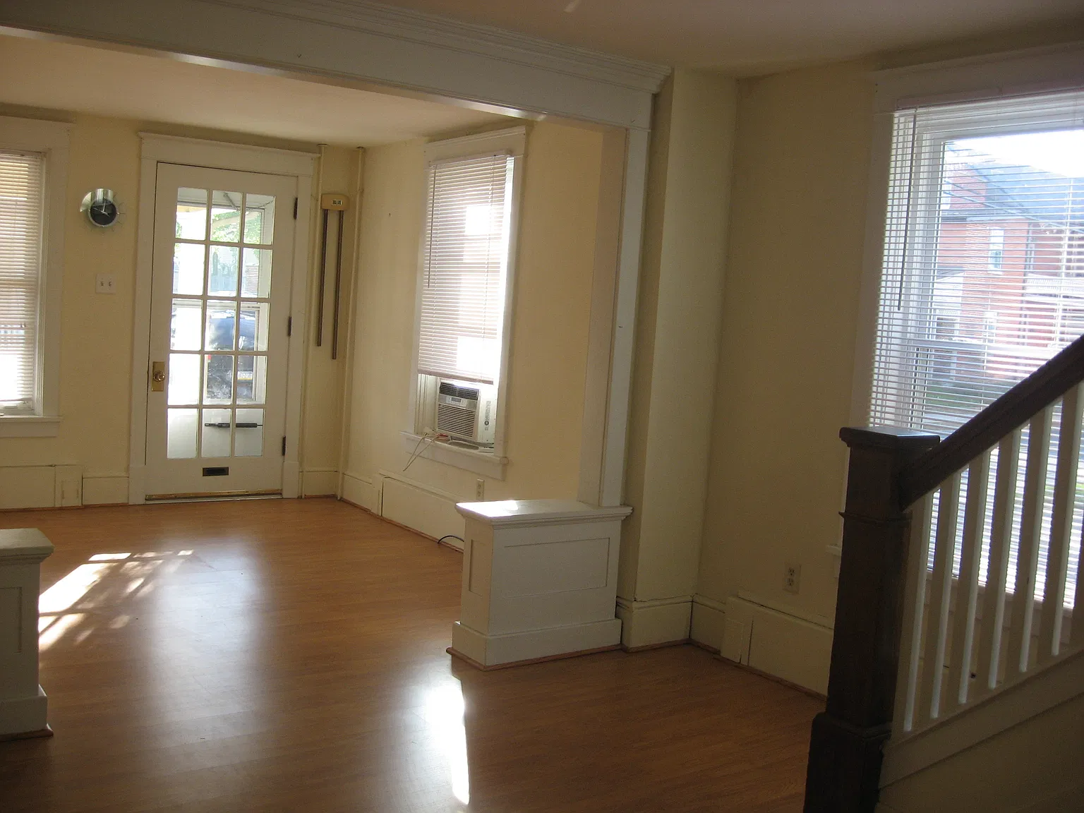 2 bed, 1.5 bath, 1143 sqft, $1,300 — Photo 4