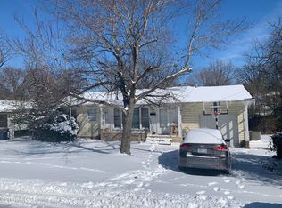 613 S Ripley St, Neosho, MO 64850