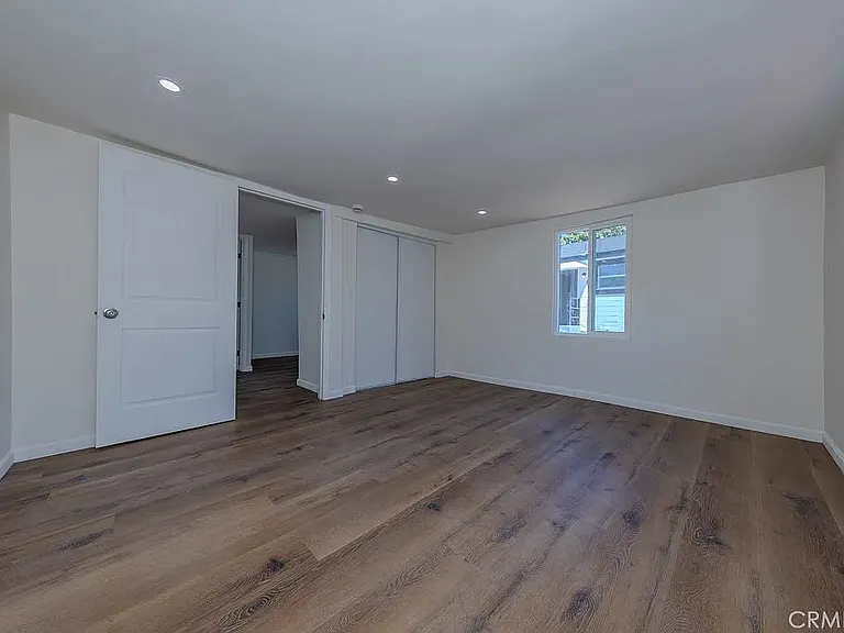 818 E Stearns Ave #1/2 — Photo 17