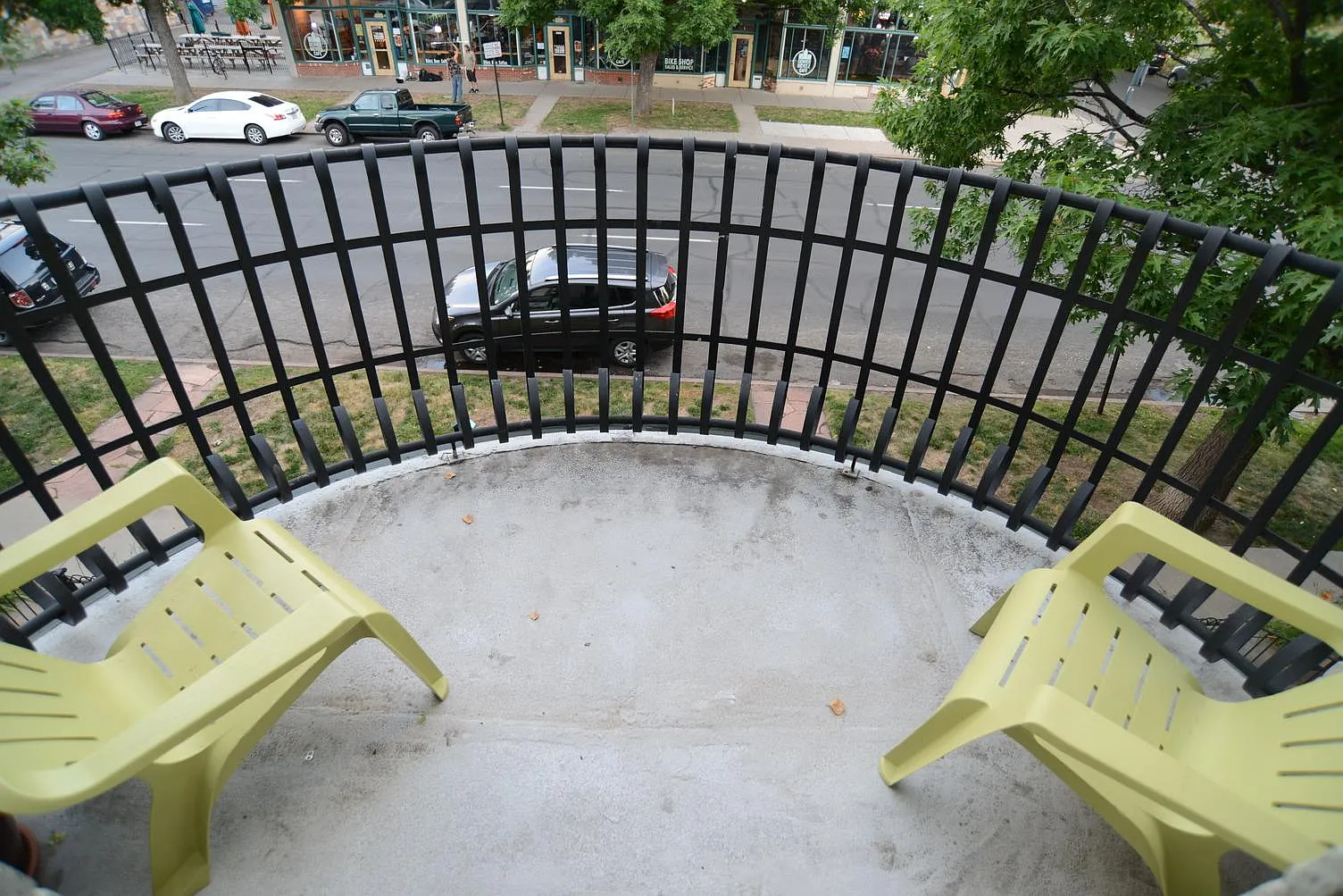 1 bed, 982 sqft, $2,200 — Photo 2