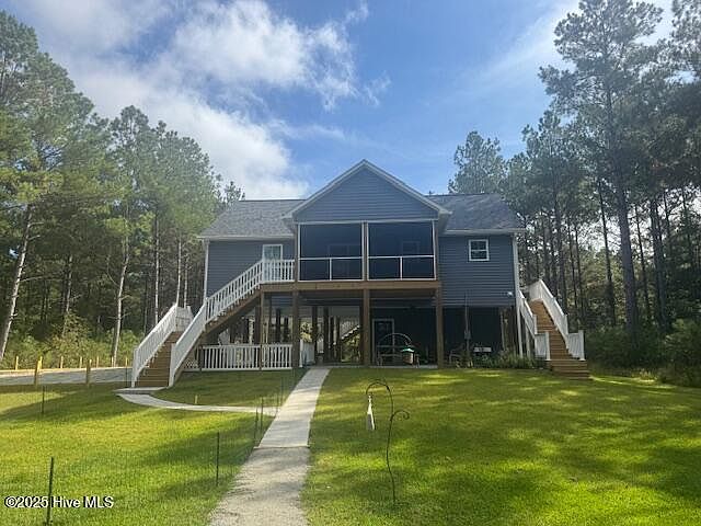 2nd image of 1311 Blackbeard Drive