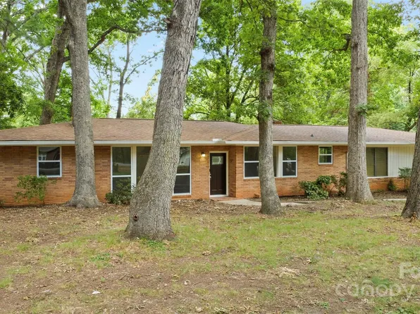 6123 Grove Park Blvd, Charlotte, NC 28215