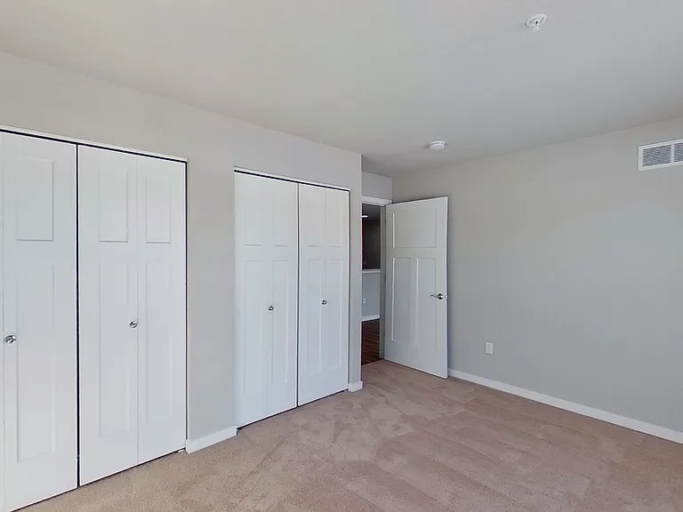 2004 American Eagle Dr #25 — Photo 21