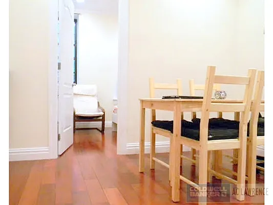 Rented by Aclawrence | media 11