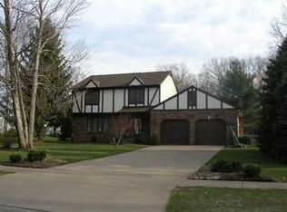 9280 Hidden Glen Dr, Mentor, OH