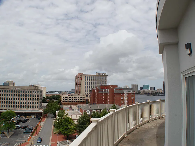 The Seaboard Building — Photo 13