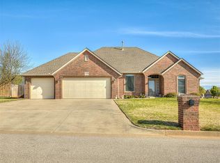 919 Fillmore Ave NW, Piedmont, OK 73078