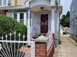 13817 Lloyd Rd, Jamaica, NY 11435