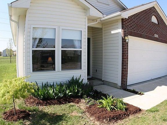3rd image of 8129 Wildwood Farms Dr