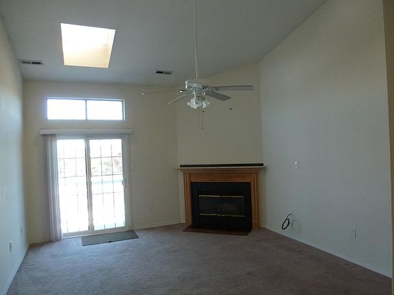300 Heathercroft Livingroom with fireplace