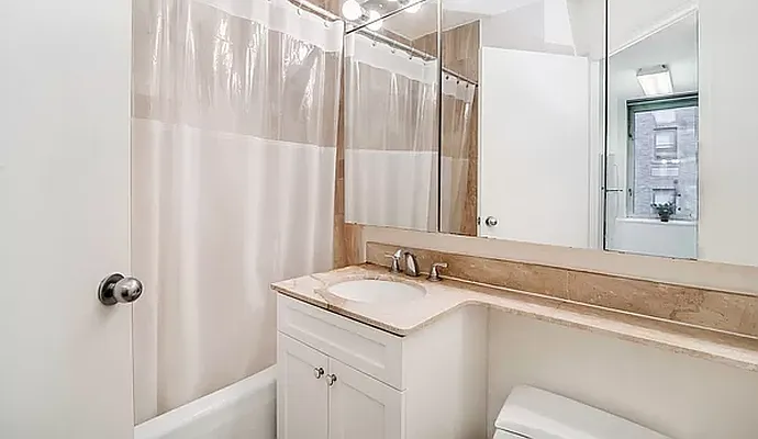 Rented by LV NY REALTY INC | media 10