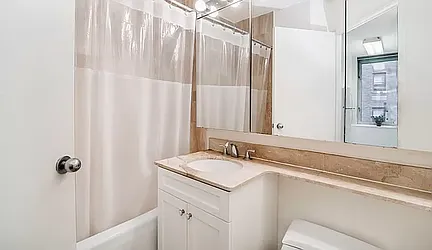 Rented by LV NY REALTY INC