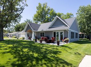 25930 Brolin Beach Rd, Detroit Lakes, MN 56501