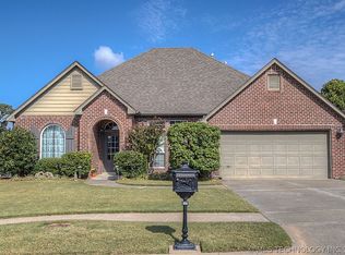 4501 E 142nd St, Bixby, OK 74008