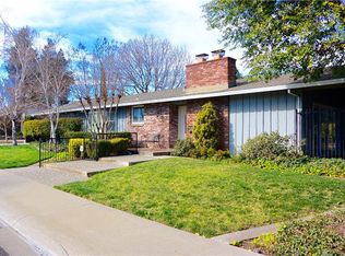 215 Cedar Ln, Woodland, CA 95695