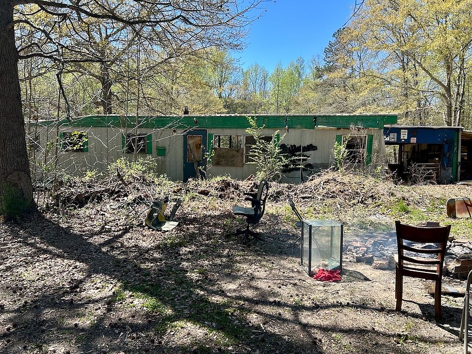2nd image of 4036 Berryhill Rd