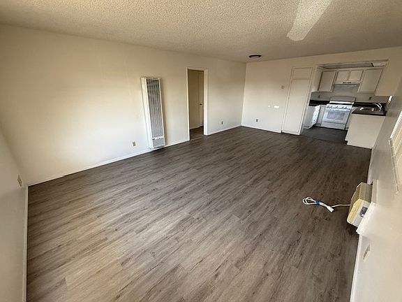 3rd image of 11943 207th St APT H
