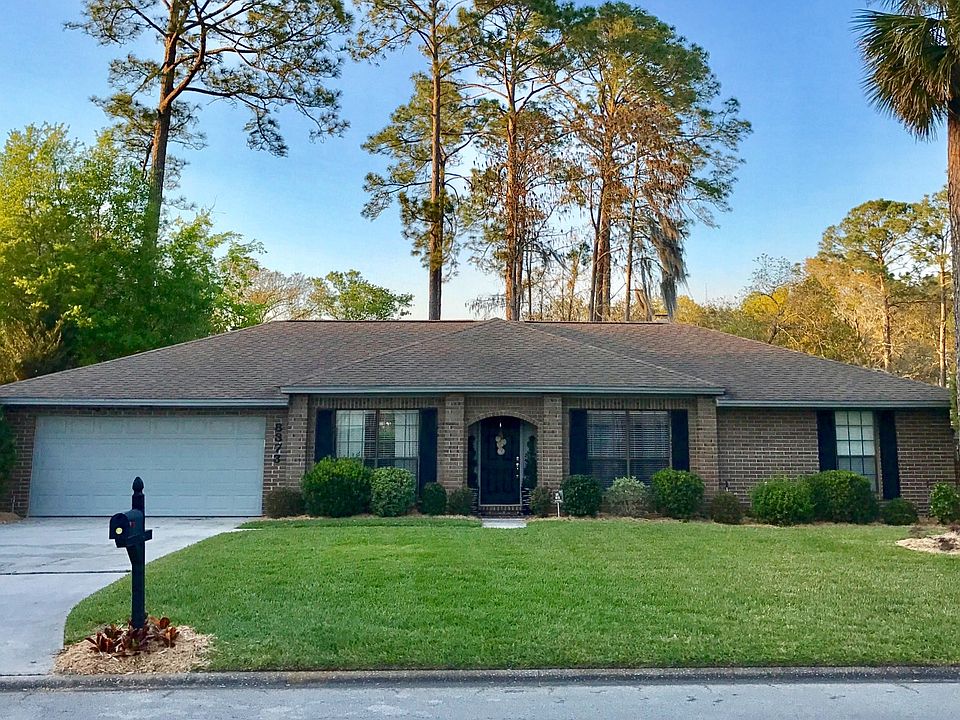 1st image of 8373 Compass Rose Dr S
