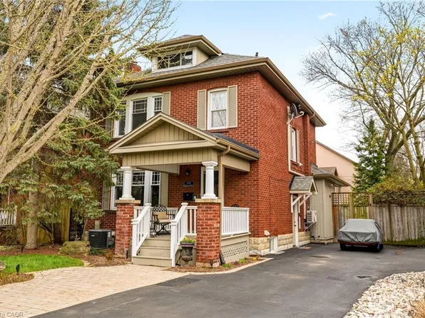 2116 Caroline St, Burlington, ON L7R 1L8