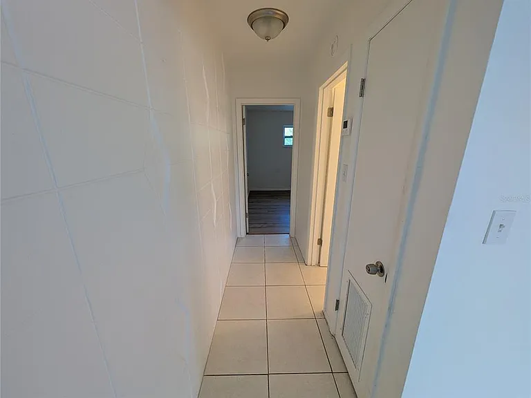27284 Sunnybrook Rd — Photo 10